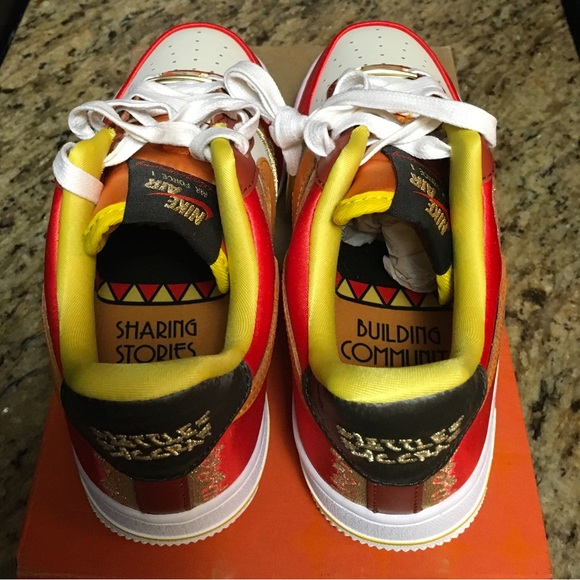 Women’s Nike Air Force 1 Low “07 Premium/ Little Accra size 6.5 - Picture 5 of 6